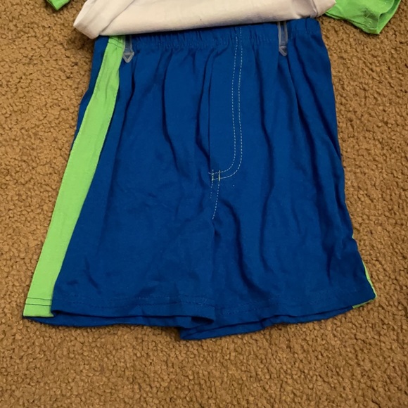 Boy’s Set - Picture 4 of 4